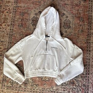Alphalete White Cropped Sweatshirt with Hood
